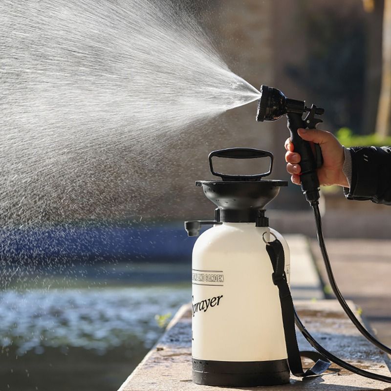 Portable Outdoor Shower, 5L/8L Manual Pressure Camping Shower Sprayer, Multifunctional Handheld Shower Head for Beach Travel, Car Washing, Pet Bathing & Garden Watering