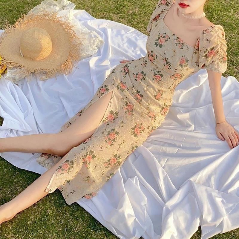 French square neck bubble sleeve floral dress with waist cinched and slit, gentle style tea break dress, date and travel slimming long dress