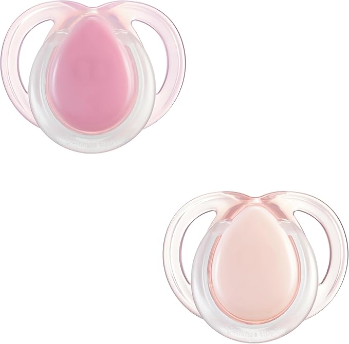 Tommee Tippee Nighttime Dummies, 2 Pack of Glow in The Dark soothers with Reusable steriliser pod, Assorted Colours