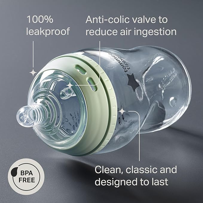 Tommee Tippee Natural Start Glass Baby Bottle for 0m+, 1x 250ml Baby Bottle with Slow Flow Breast-Like Teat for a Natural Latch, Self-Sterilising and BPA Free, Baby Feeding Essentials