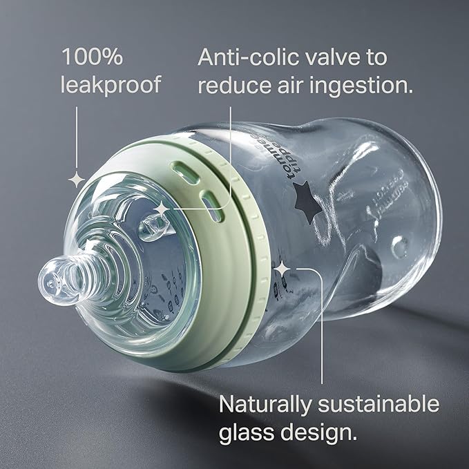 Tommee Tippee Baby Bottles, Natural Start Glass Anti-Colic Baby Bottle with Slow Flow Breast-Like Teat, 150ml, 0m+, Self-Sterilising, Baby Feeding Essentials, Pack of 1