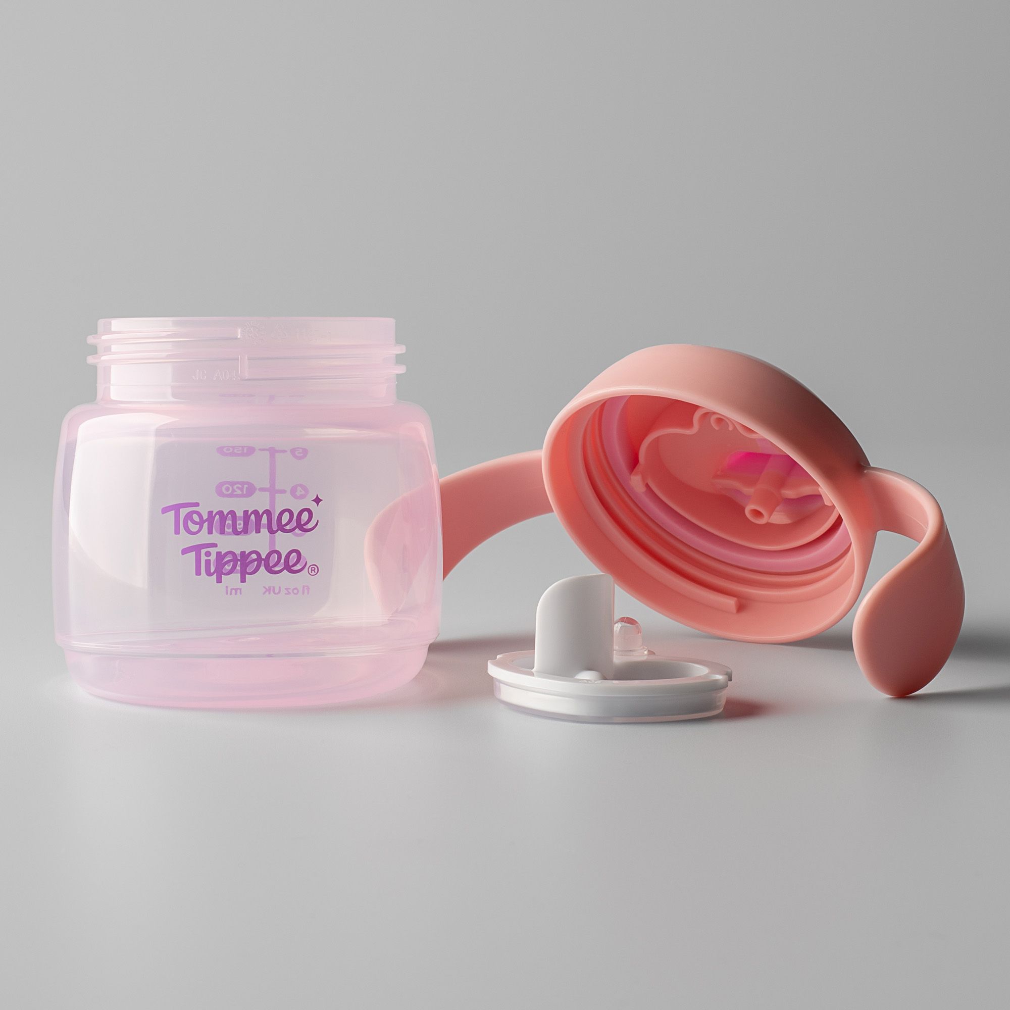 Tommee Tippee Superstar Sippee, Weaning Sippy Cup for Babies with INTELLIVALVE Leak and Shake-Proof Technology and BACSHIELD Antibacterial Technology, 4m+, 190ml, Pack of 1