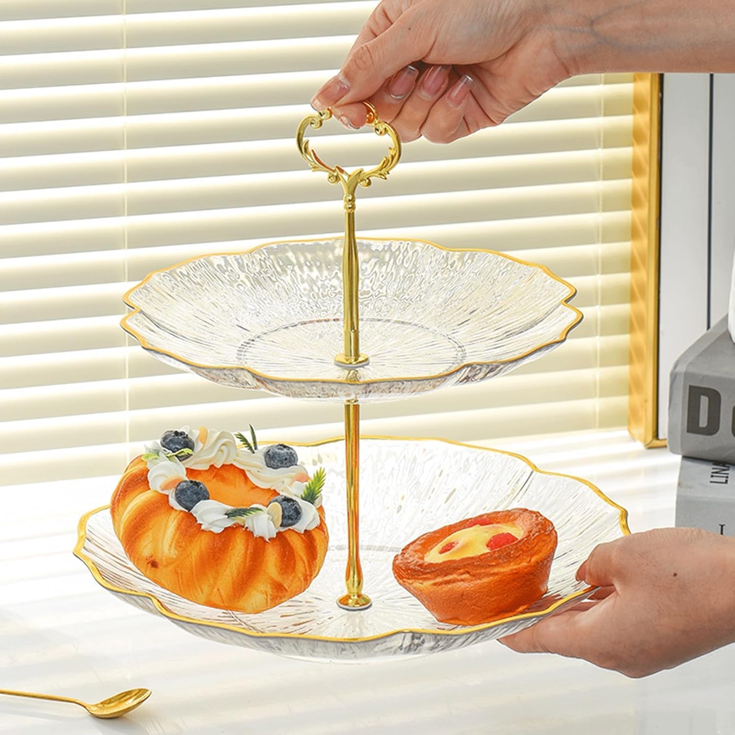 Clear Cake and Dessert Serving Stand - Elegant 2 Tier Serving Tray with Gold Metal Stand - Luxury and Durable Design for High-End Hospitality Enthusiasts