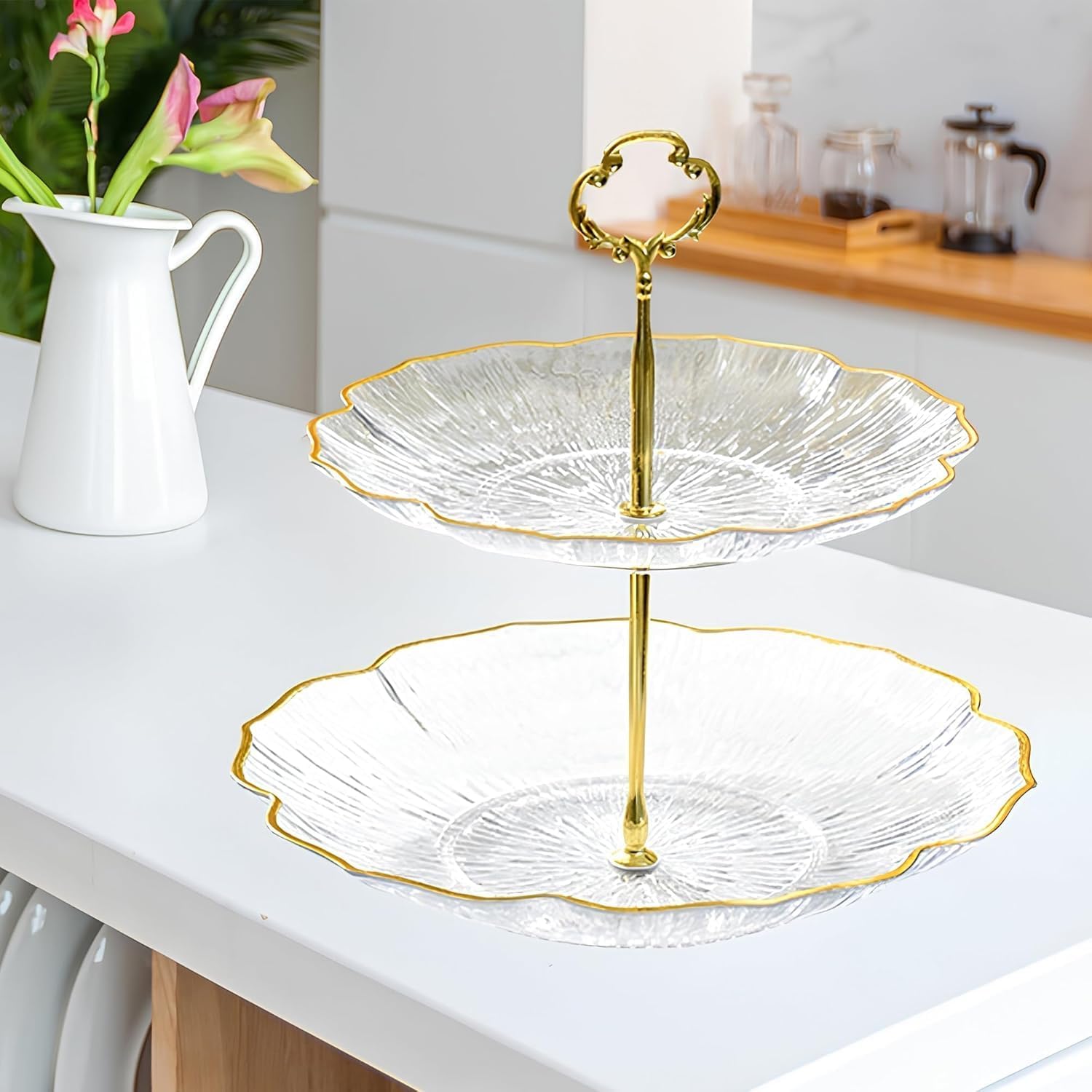 Clear Cake and Dessert Serving Stand - Elegant 2 Tier Serving Tray with Gold Metal Stand - Luxury and Durable Design for High-End Hospitality Enthusiasts