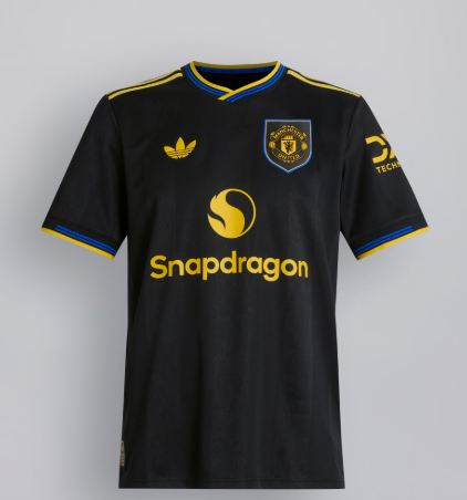 Manchester United 2025/2026 Black Jersey – Men’s Breathable Football Shirt | Sports Training T-Shirt