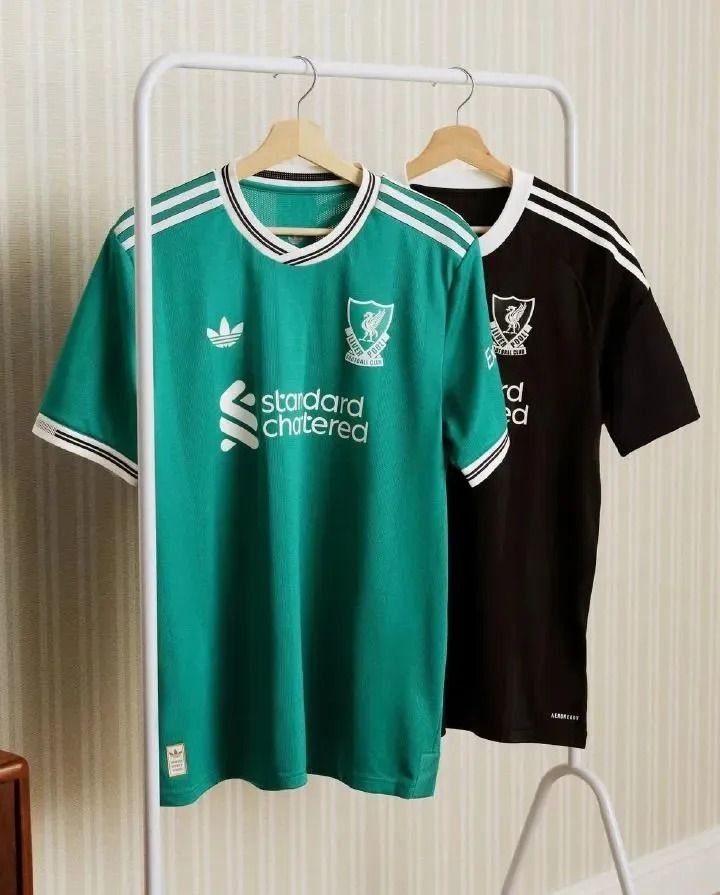 Liverpool 25/26 Third Green Jersey – Official Fan Edition | You’ll Never Walk Alone | Wear the Reds in Style! 🔥⚽
