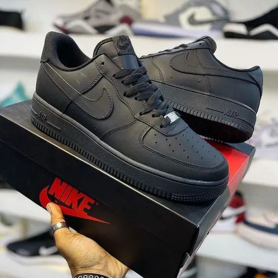 🔥( ON OFFER ) AF 1 '07 Low With FREE SOCKS - Triple Black Airforce 1 high quality sneakers GENERIC sneaker