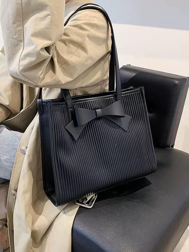 CUTE Bow tote bags ASSORTED BLACK AND BEIGE Tote Bags