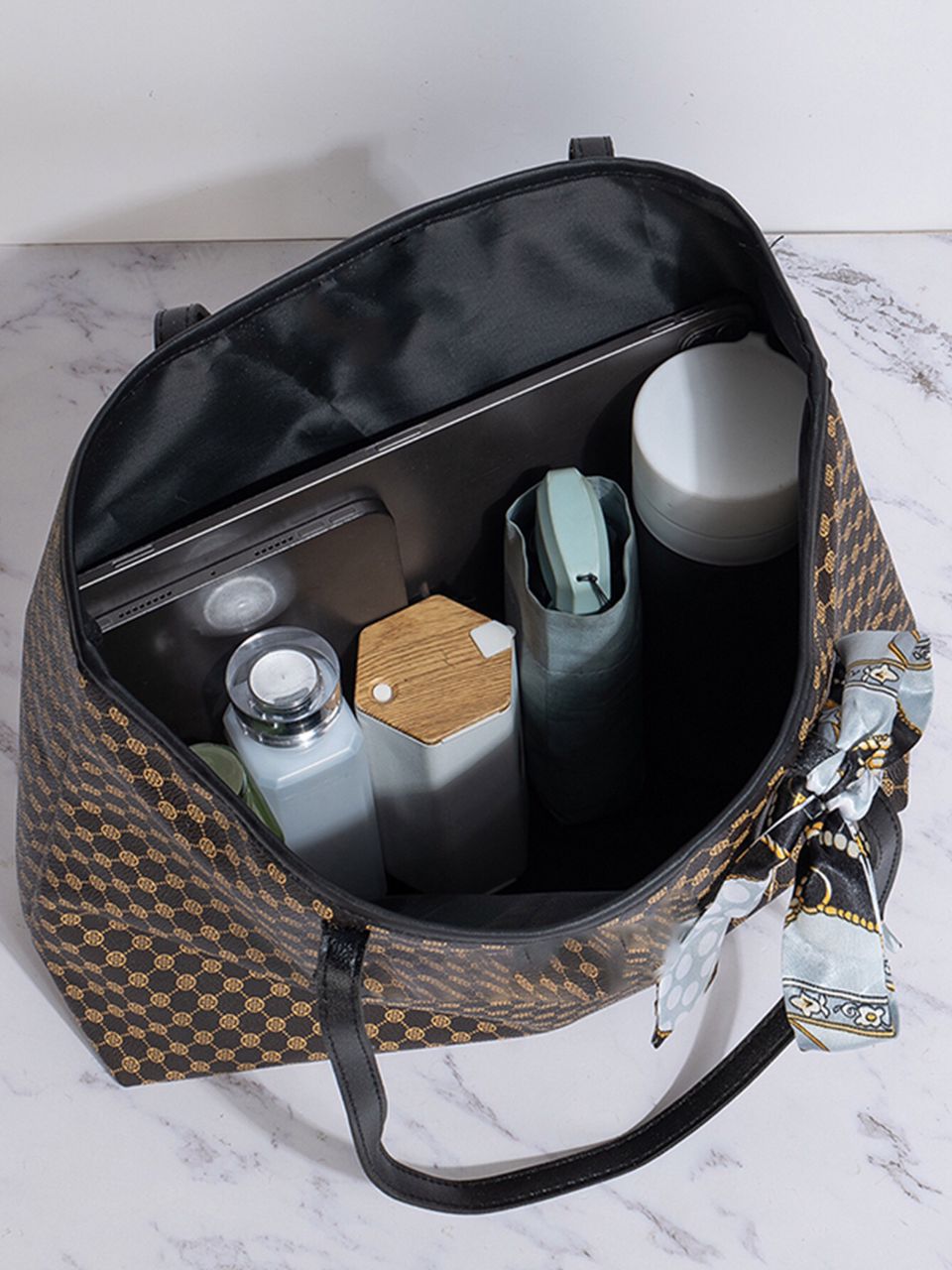 Bow big size pattern bag; No zip Spacious and good quality Tote Bags