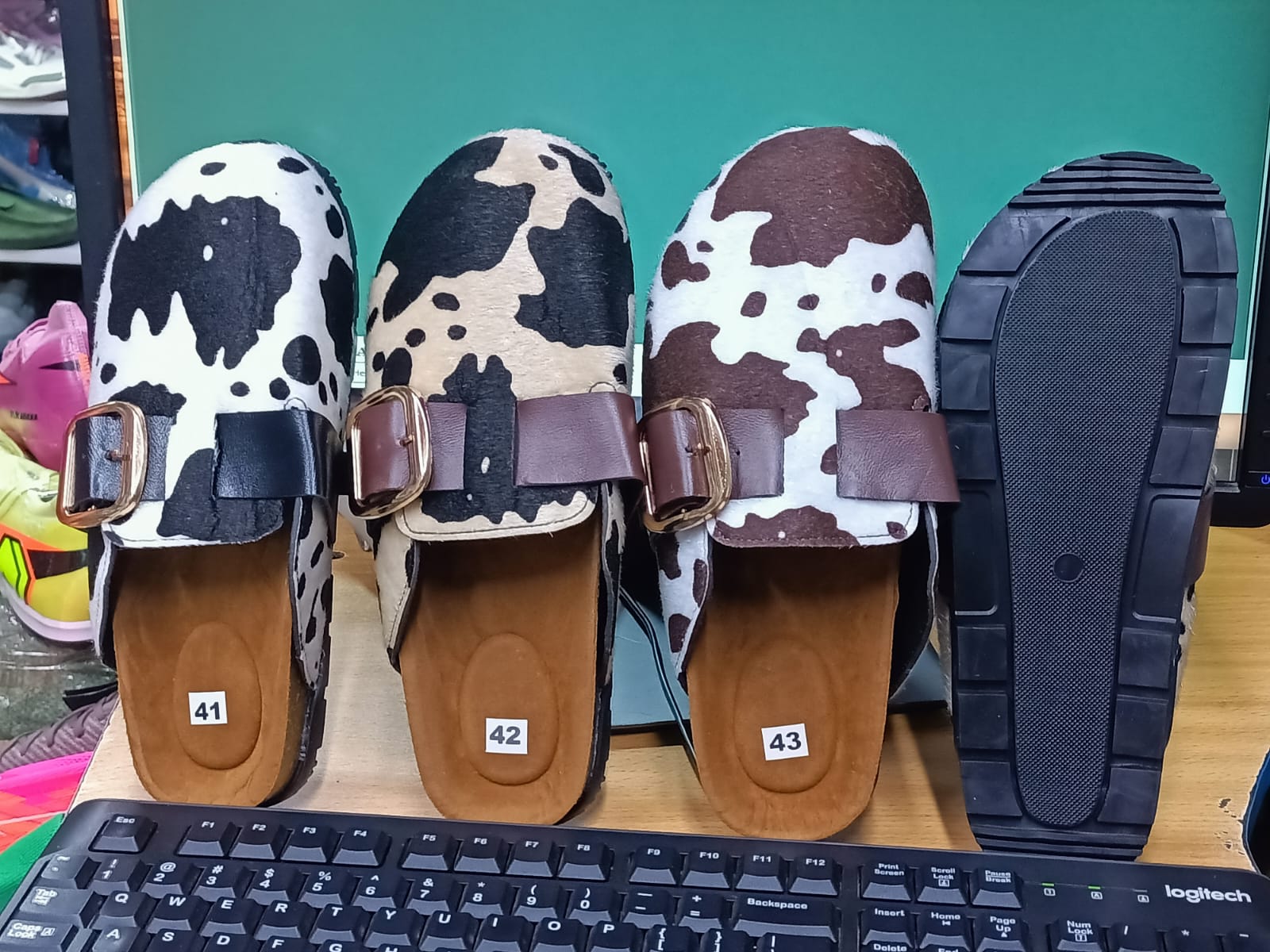 NEW Men's Faux Printed  Suede Clogs with Buckle Detail Mules & Clogs
