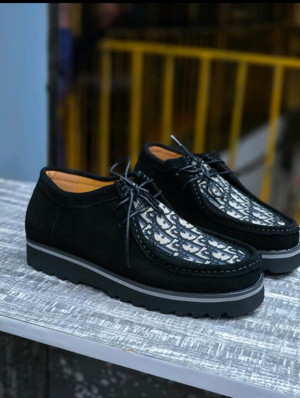 🔥 🔥( ON OFFER ) CLARKS DIOR BLACK SUEDE SHOE SKETCHERS AND CASUAL OXFORDS SHOES, VERY CLASSY AND FASHIONABLE, OFFICIALS, CASUAL BOOTS GENERIC