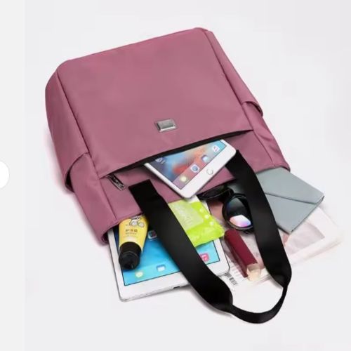 Stylish Oxford Tote Handbag Large Capacity Women's Fashionable Bag with Polyester Lining.