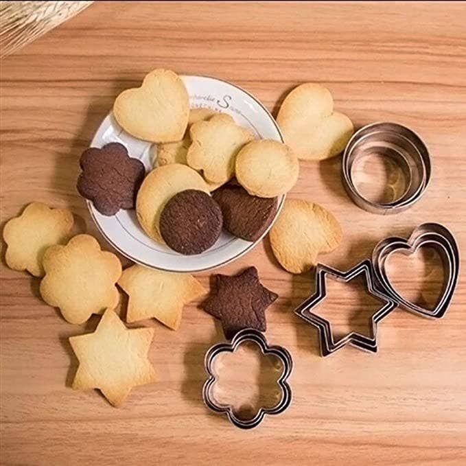 SALE!!
12 PC COOKIE CUTTER- Stainless steel cookie mould cutter set to cut cookie dough into fun shapes before baking. The set icludes four different shapes : heart, flower, star and a circle.