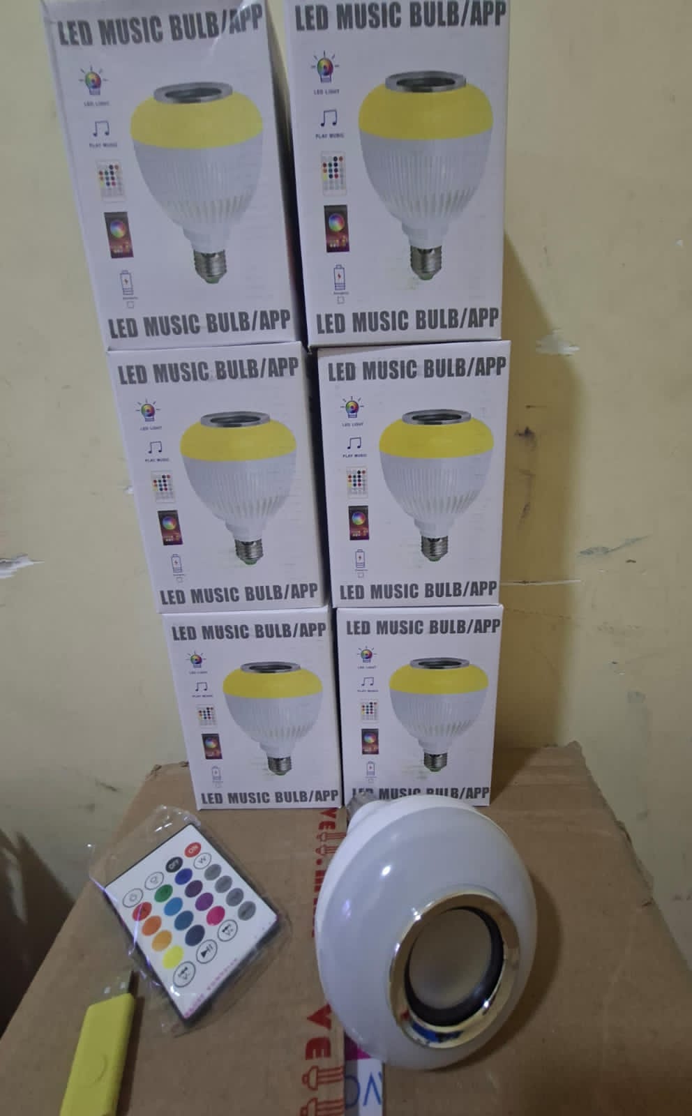 Music bulb Bluetoothworld & Technology Bluetooth Music LED Bulb Multi Color Speaker