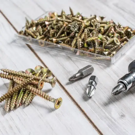 Premium MDF Wood Screws (200 Pcs Pkt) - [ all size available ] - Yellow Zinc Plated Anti-Rust - High Strength Chipboard Fasteners for Furniture, Kitchen Cabinets, Stima Boxes & DIY Woodworking Project