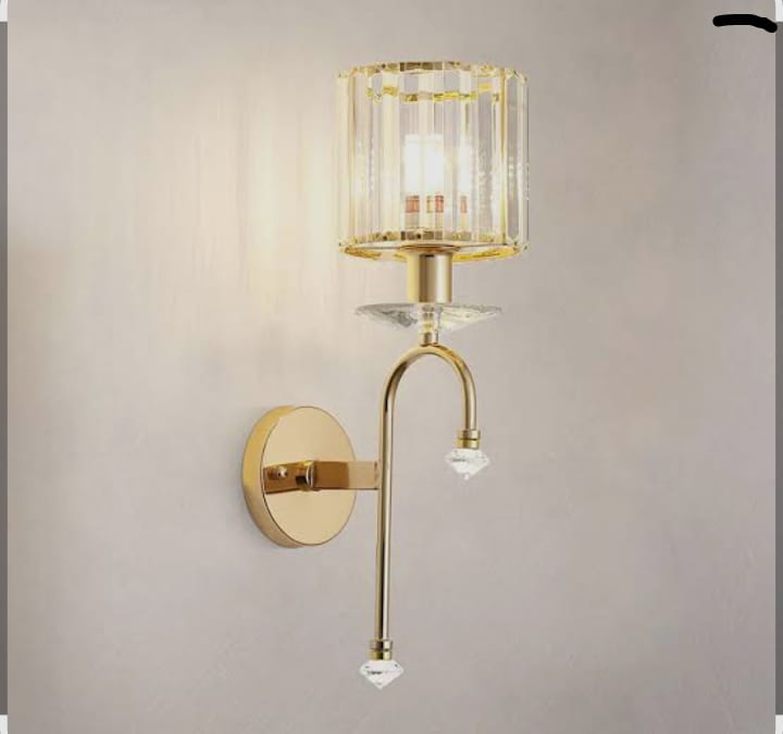 Neelux Geometric Glass Wall Bracket Light (DL 0034) - Modern Gold Luxury Crystal Sconce for Living Room,Bedroom,Bathroom and Hallway-High Quality Indoor  Decorative LED Wall Lamp.