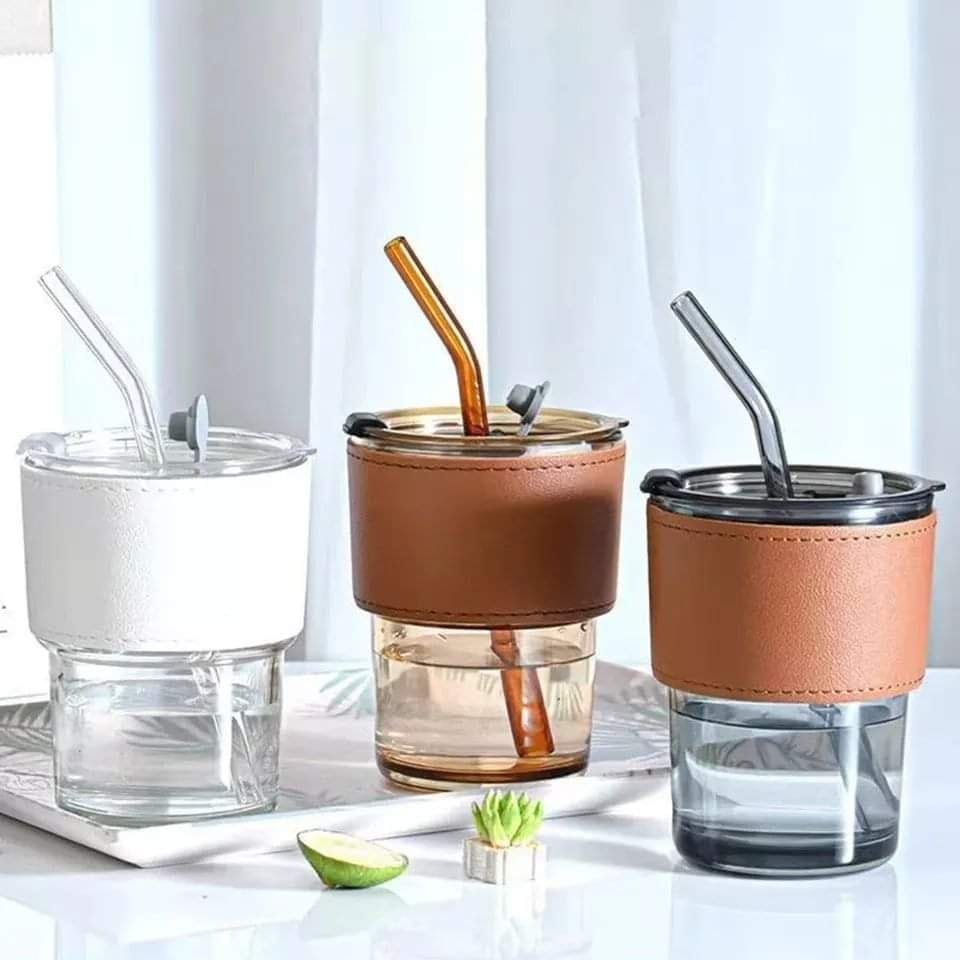 New arrivals 🔥🔥🔥🔥 🧃Gorgous slub glass smoothie cup with STRAW and leather cover