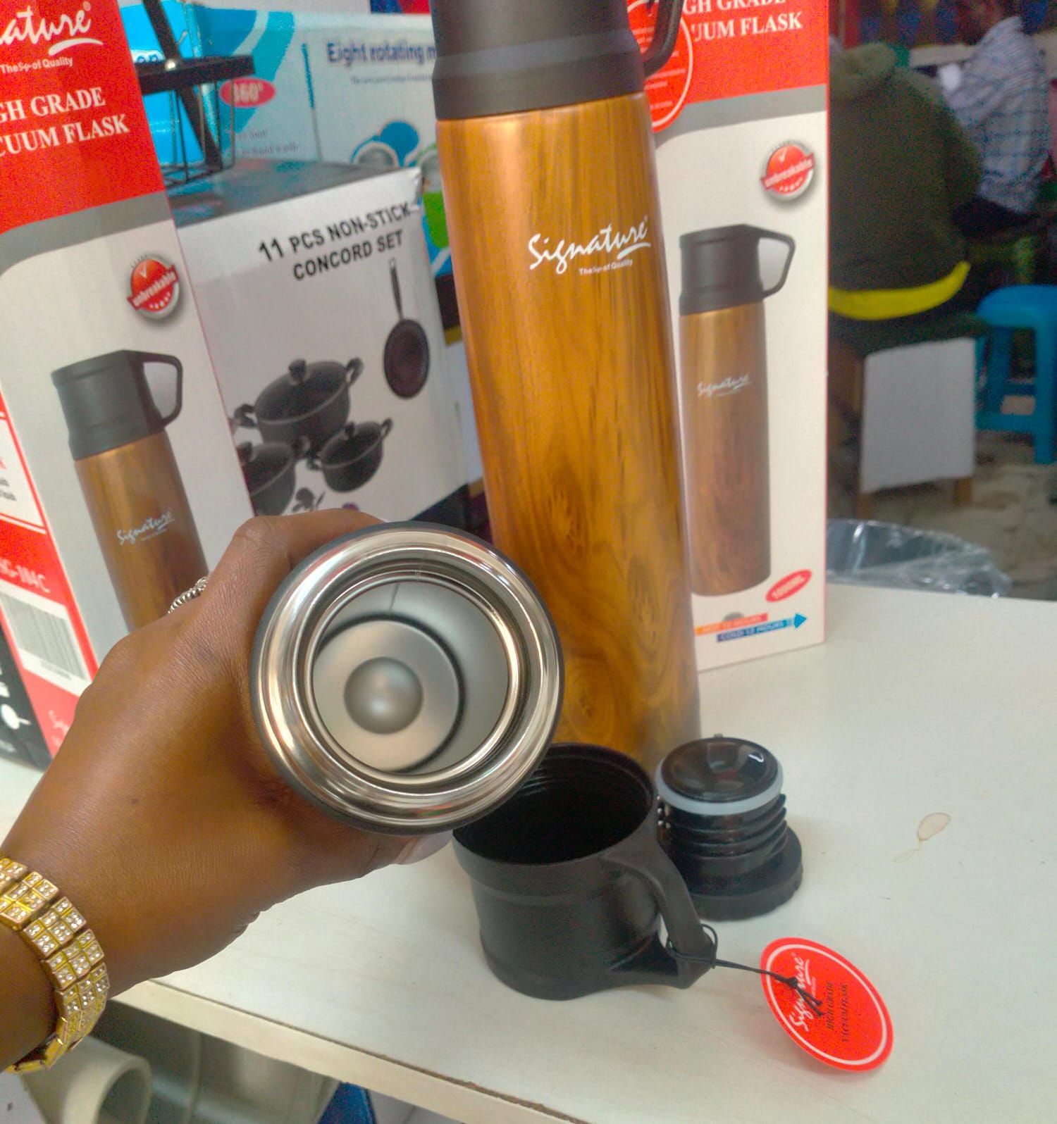 🔥🔥RESTOCKED LOVELY Quality Signature flasks