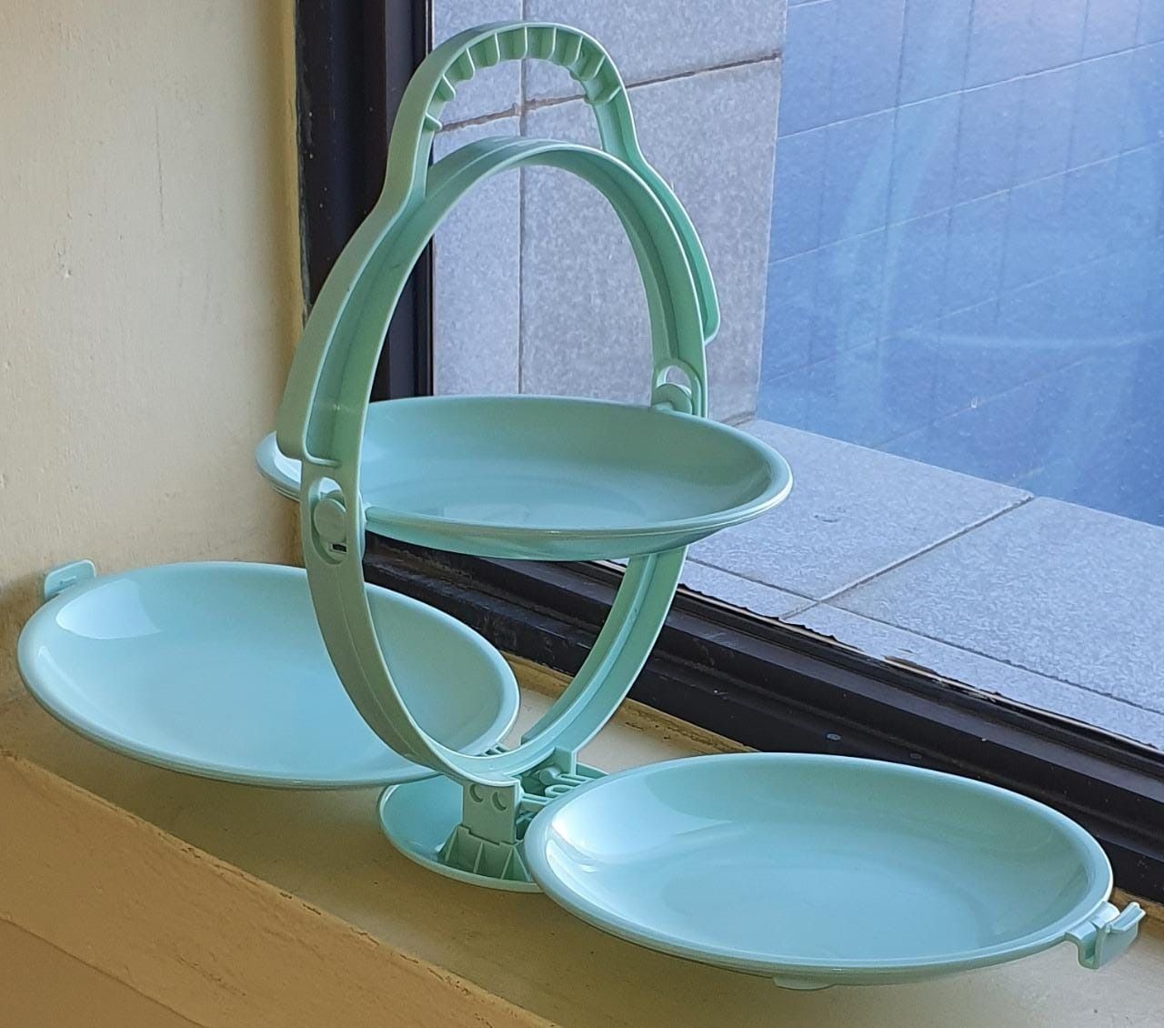 Creative folding 3 layer plate fruit rack