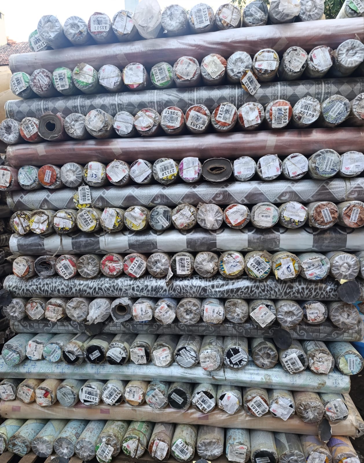 PVC Carpet Roll – Durable, Waterproof Floor Covering, Waterproof and easy to clean, Flexible and easy to cut to any size, Ideal for homes, offices, or commercial spaces.