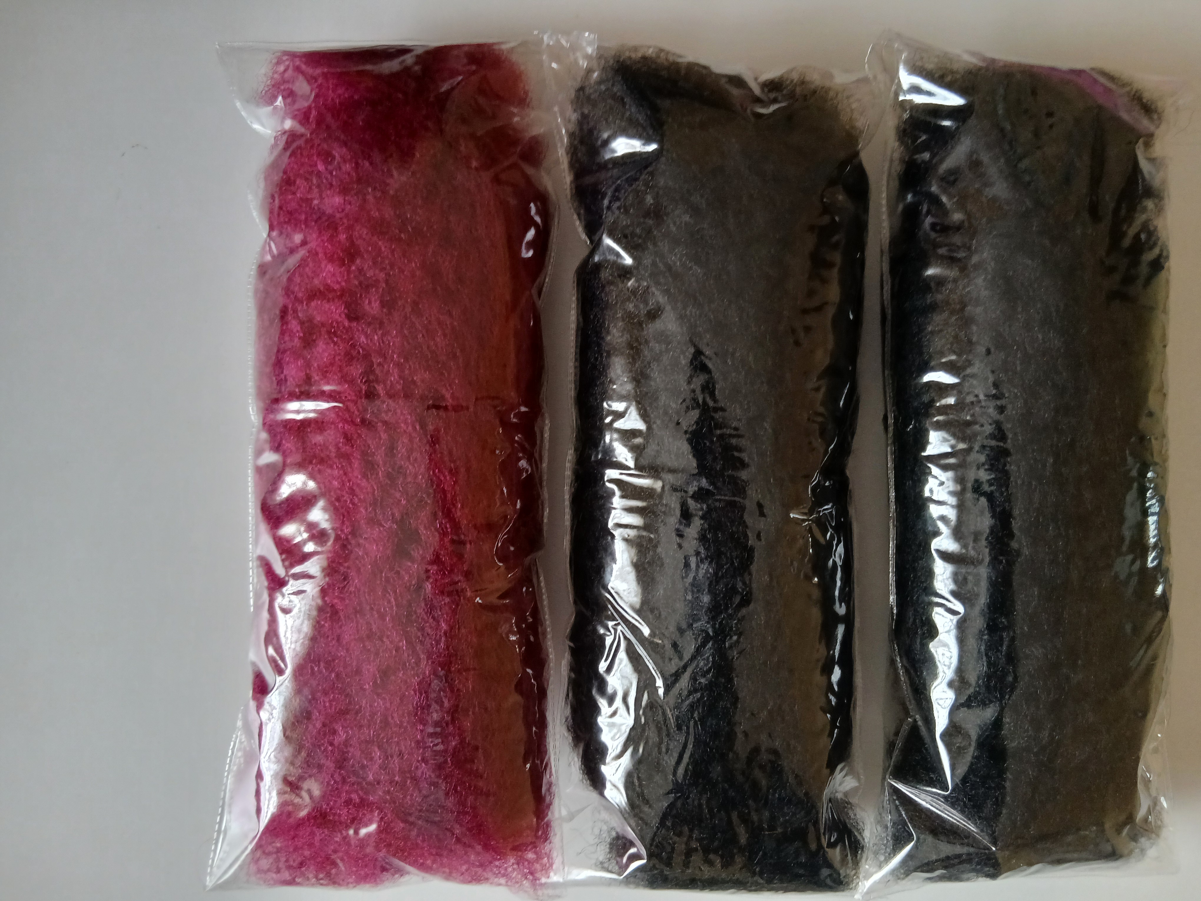 Synthetic hair for Artificial dreadlocks,Faux locs,Riri locs etc. Light weight and  chunky, Natural  textures and easy to crotchet.