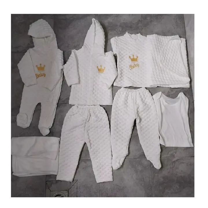 8-piece 0-6 Months Layette Pour Bebe Boys Girls Clothes New Born Winter Outfit Infant Romper Winter Fall Baby Welcome Clothes Set