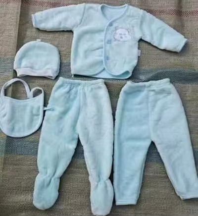 5PCS 0-6M New Born Baby Clothes Go Outing Boys Girls Baby Flannel Clothes Casual Winter Tops Hat Pants Suit Outfit Sets