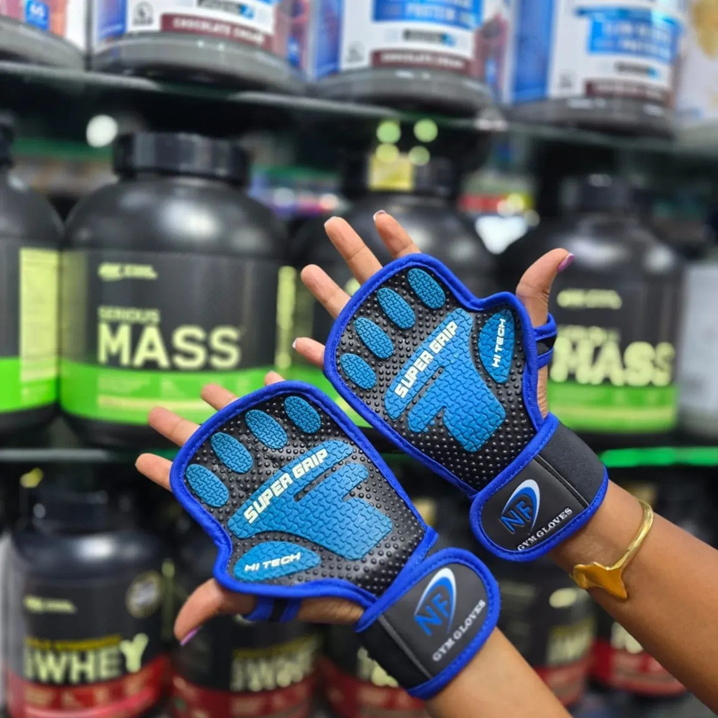 Breathable Half Finger Gym Gloves with Wrist Support – Anti-Slip Weight Lifting Gloves for Men & Women, Padded Palm Workout Gloves for Fitness, Bodybuilding & Cross Training