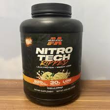 MuscleTech NitroTech Ripped Lean Whey Protein Powder, 30g Protein with Ripped Matrix for Weight Management, Low Fat High Performance Supplement, Vanilla Cream 4lbs (1.81kg)