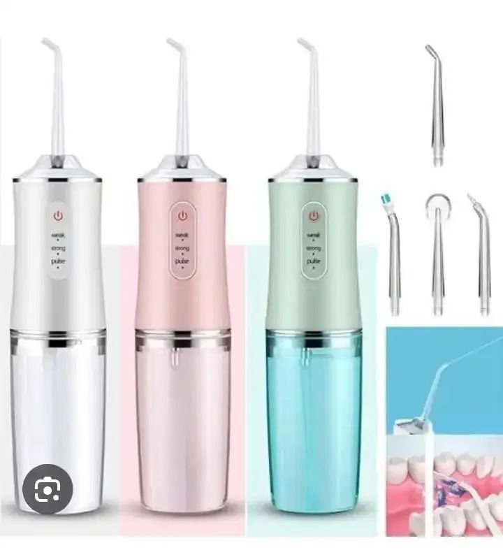 Electric Mini Steam Iron Portable Wet and Dry Hot Fabric Handheld Garment Steamer Ironing Wrinkles Lightweight Iron Box Home Travel Dorm Clothes Steam Nonstick Soleplate Cleaner Sanitiser