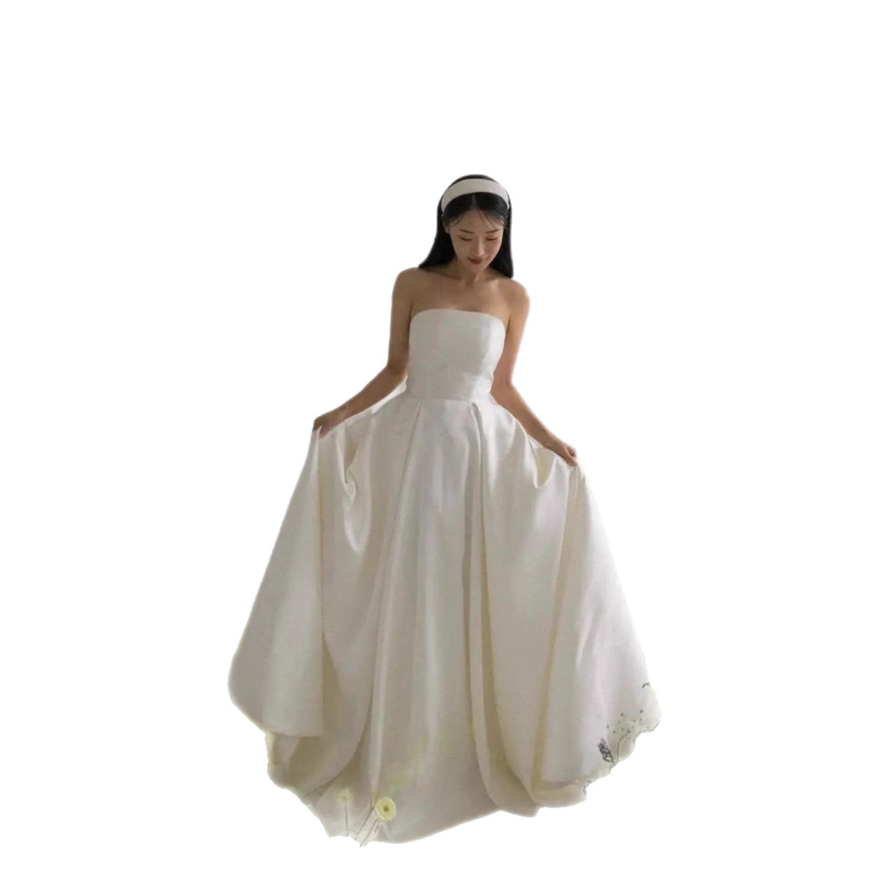 White tube top light wedding dress engagement outdoor travel photo door gauze forest style elegant high-end evening dress simple niche