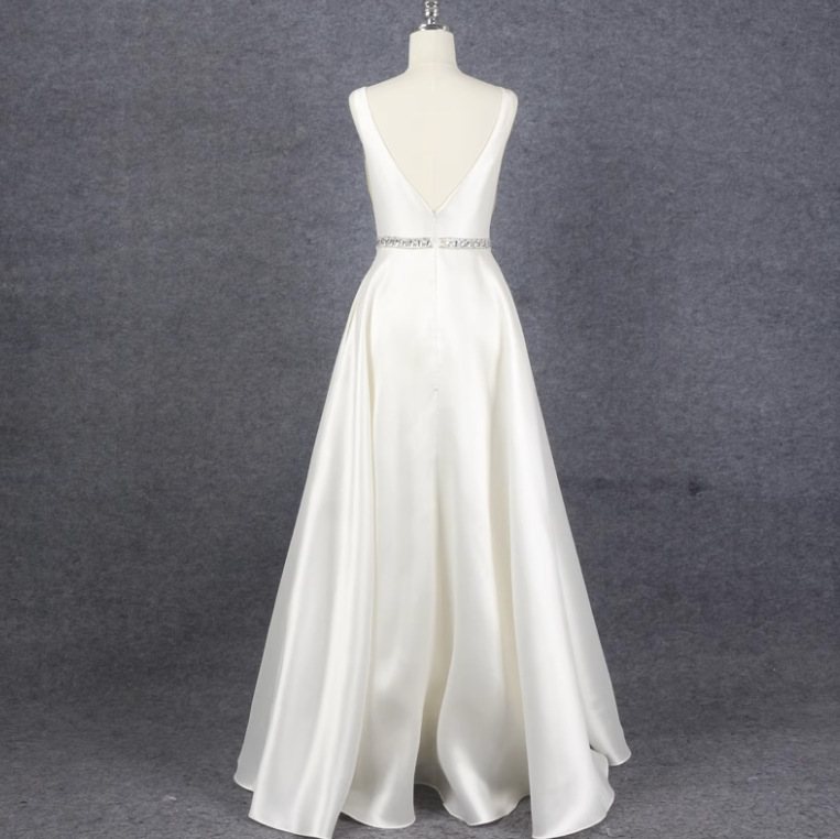 White light wedding dress, simple temperament, banquet party evening dress, French satin stage host dress, floor-length dress
