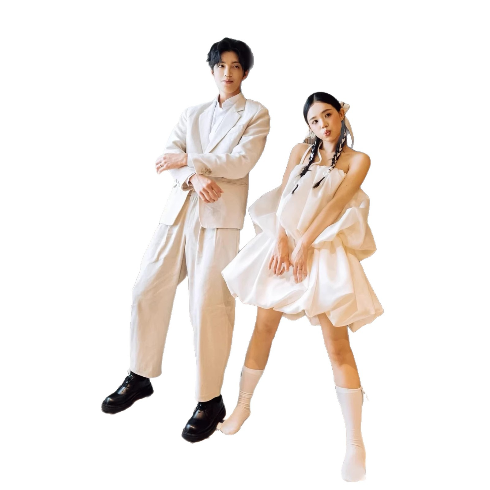 New tube top light wedding dress petite simple light luxury engagement photo registration dress white dressing gown sweet temperament