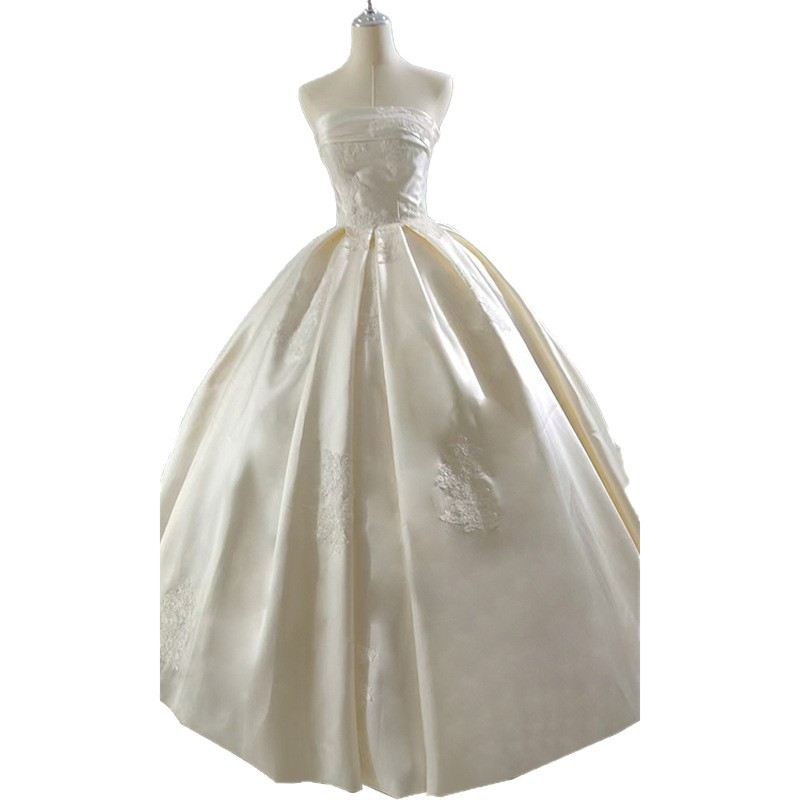 New French satin tube top light wedding dress bride's high-end texture large tail retro going out main yarn