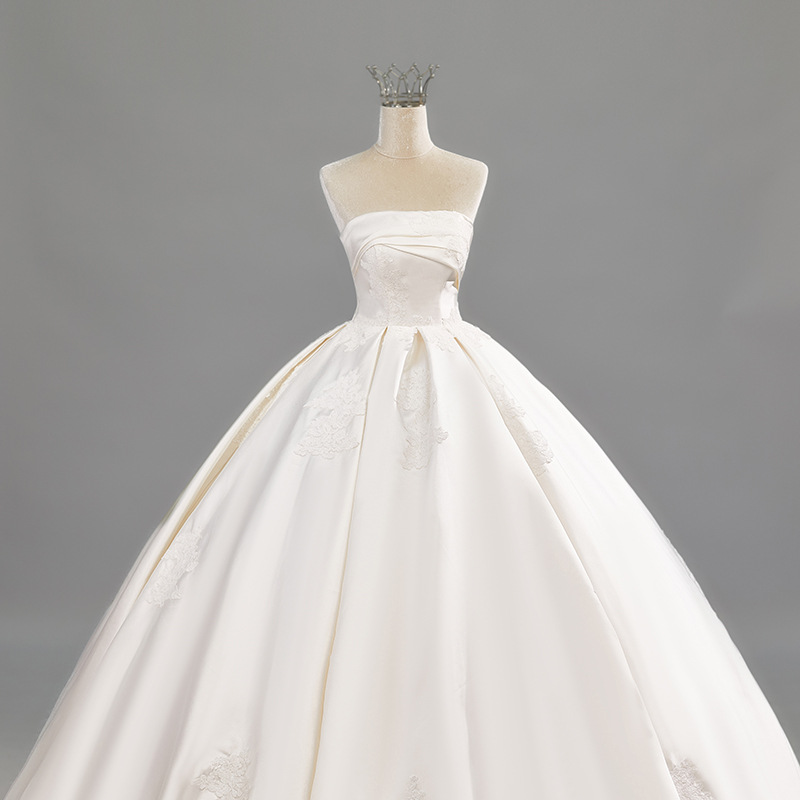 Wedding Satin French New Style Bridal Tube Top Simple Niche Puff Skirt High-Quality French Wedding Dress