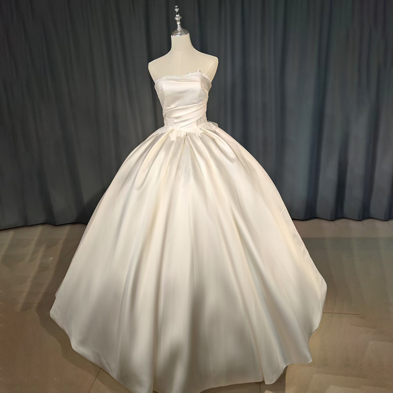 New French tube top satin wedding dress, simple waisted wedding dress, large skirt, wedding main yarn, high-end texture