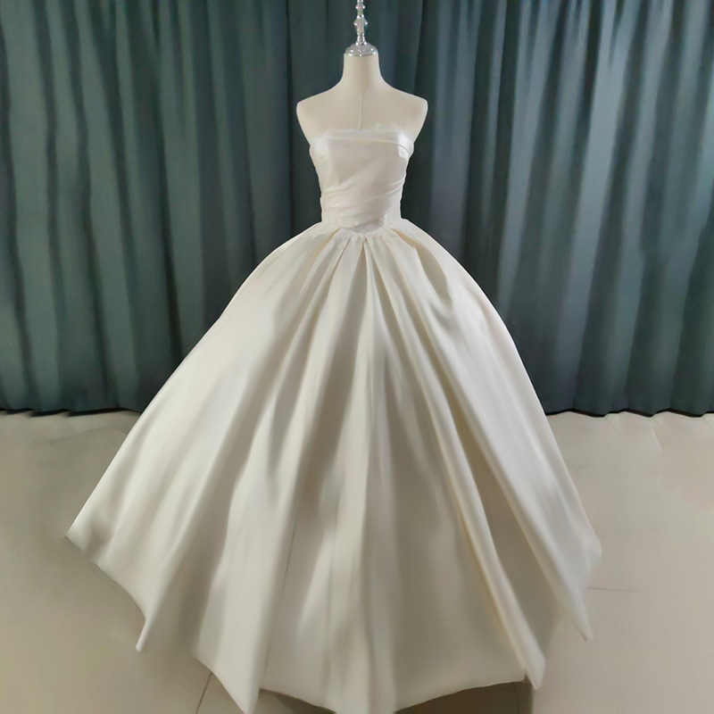 New French tube top satin wedding dress, simple waisted wedding dress, large skirt, wedding main yarn, high-end texture