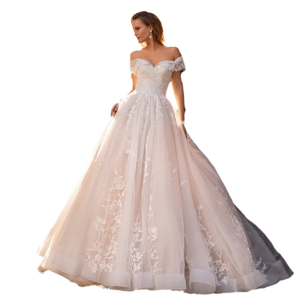 One-shoulder wedding dress, new style, elegant bride, starry sky, small tail, forest style, slim lace, light and simple