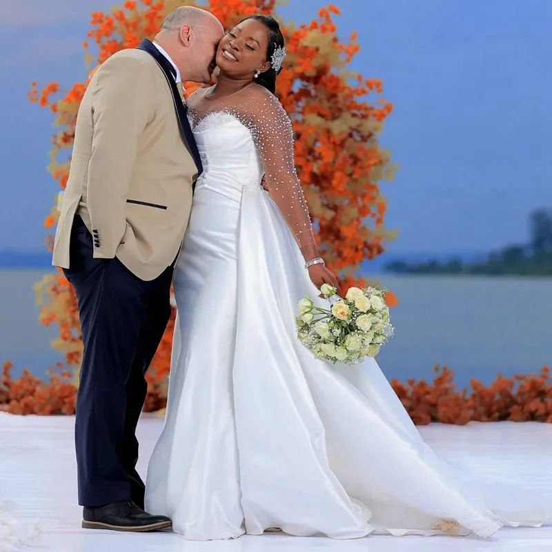 Elegant beaded mermaid wedding dress bridal gown plus size illusion trumpet gown with detachable train