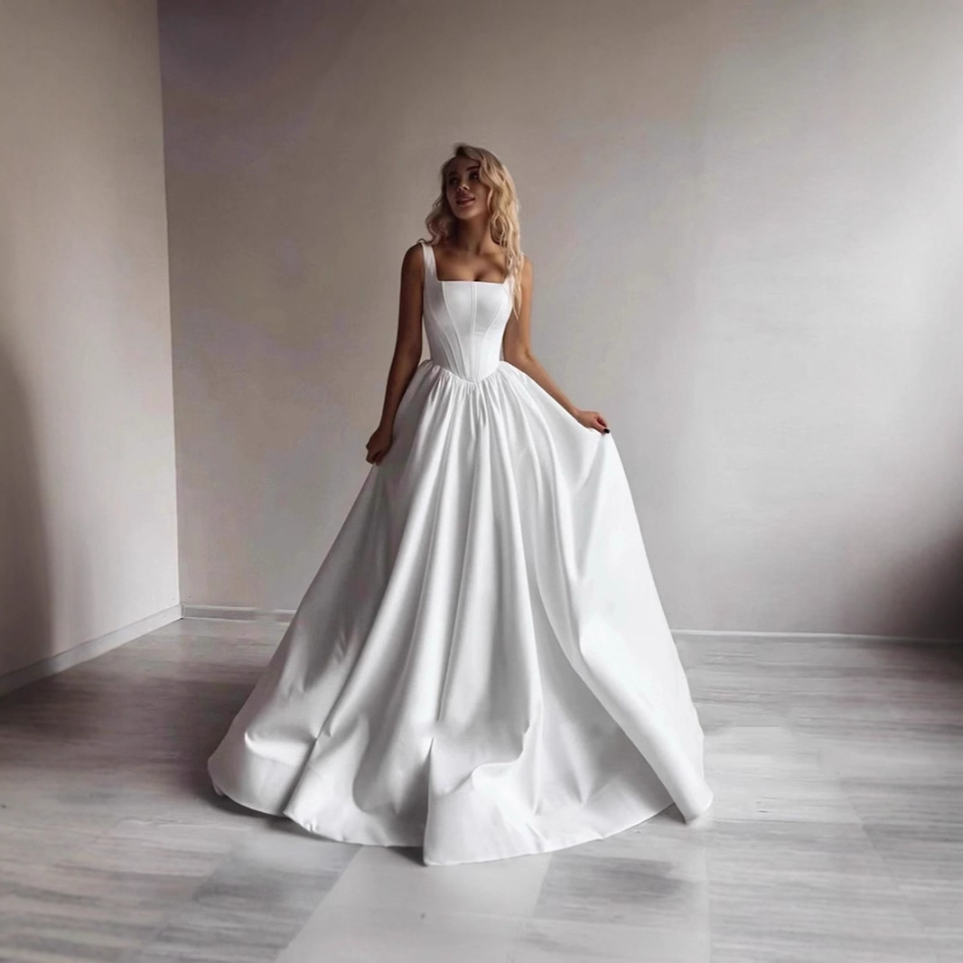 Bridal suspender satin wedding dress beach photo evening dress simple lawn wedding trailing long skirt for women