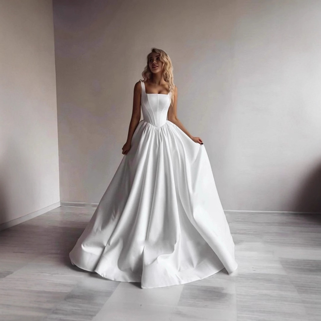 Bridal suspender satin wedding dress beach photo evening dress simple lawn wedding trailing long skirt for women