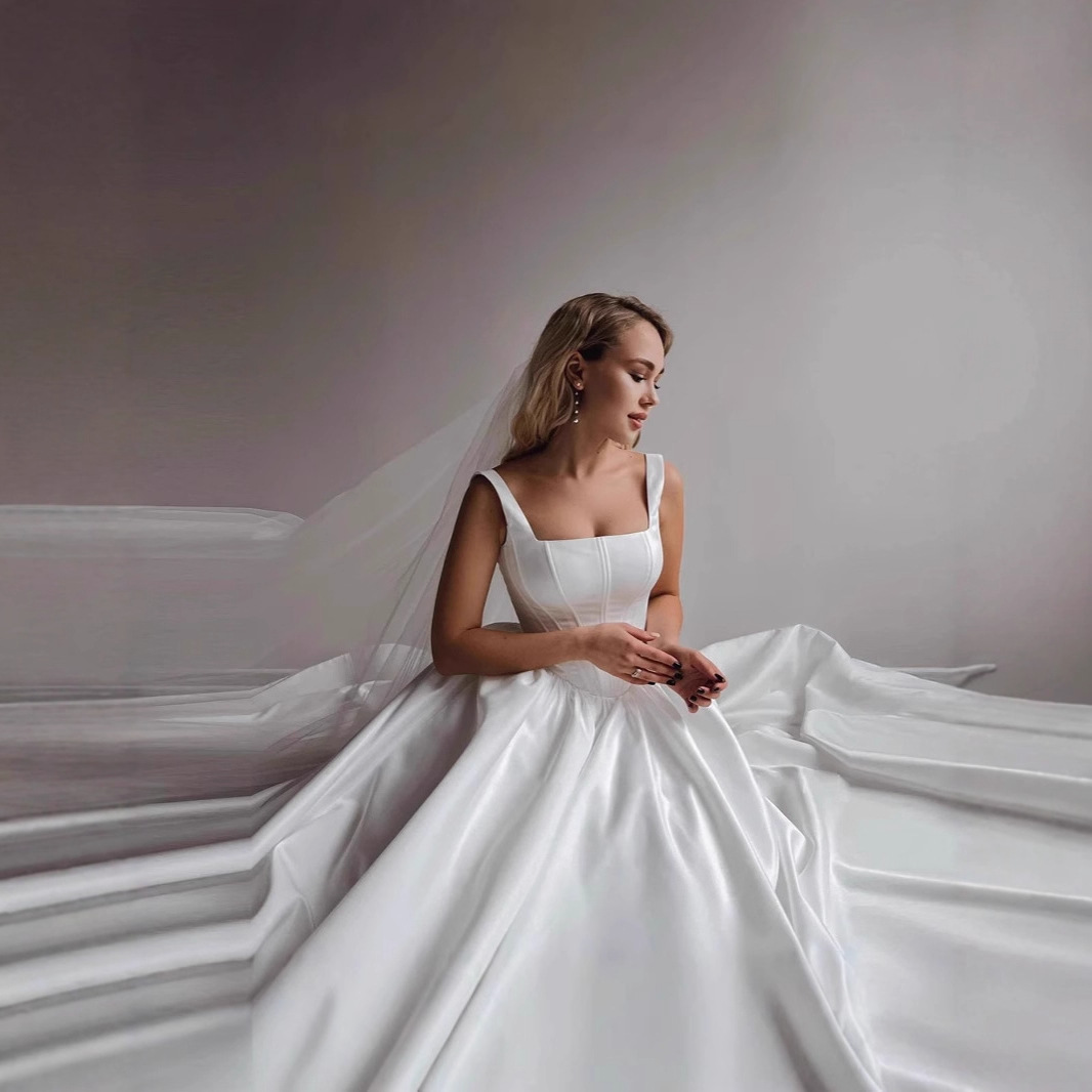Bridal suspender satin wedding dress beach photo evening dress simple lawn wedding trailing long skirt for women