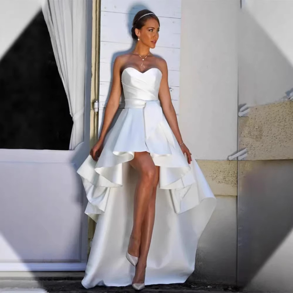 French retro satin tube top light wedding dress new bride high-end texture temperament bridal mini dress