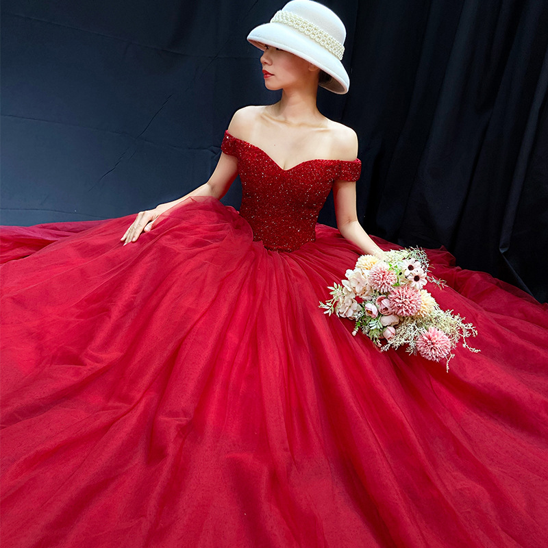 Red one-shoulder bridal wedding dress, toast dress, waist-cinching plus size pregnant woman, tutu skirt, solo performance evening dress