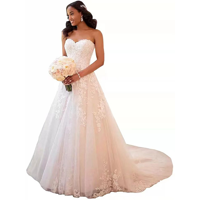 European and American temperament tube top wedding dress, white forest style simple and lightweight going out veil bride travel photo small tail evening dress