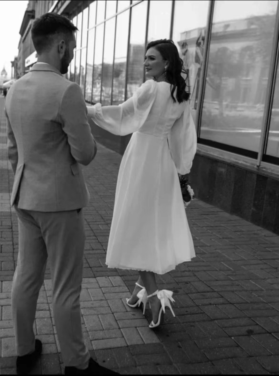 European and American travel photography light wedding autumn and winter new wedding long-sleeved super fairy simple white registration certificate evening dress