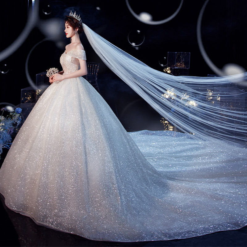 One-shoulder French main light wedding dress new style trailing starry sky petite bride super fairy temperament forest style dreamy