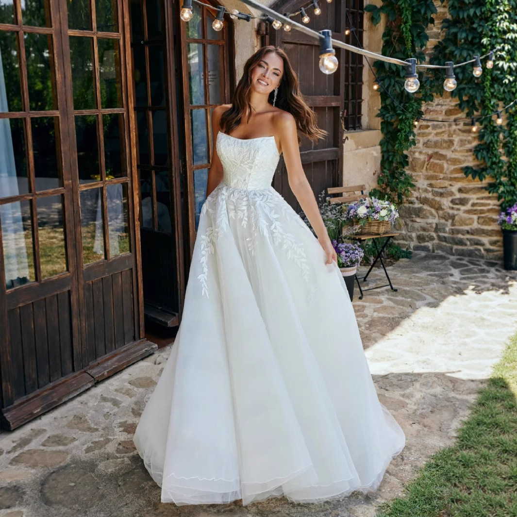 Tube top wedding dress new autumn and winter trailing white forest style super fairy certificate registration evening dress