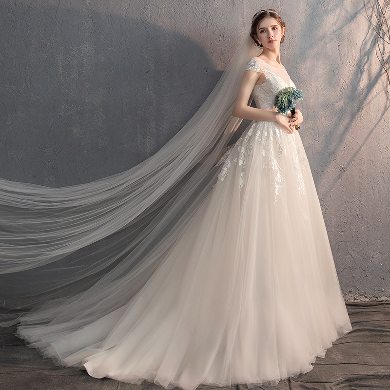 Main wedding dress new bride female simple forest style starry sky French small tail light wedding dress