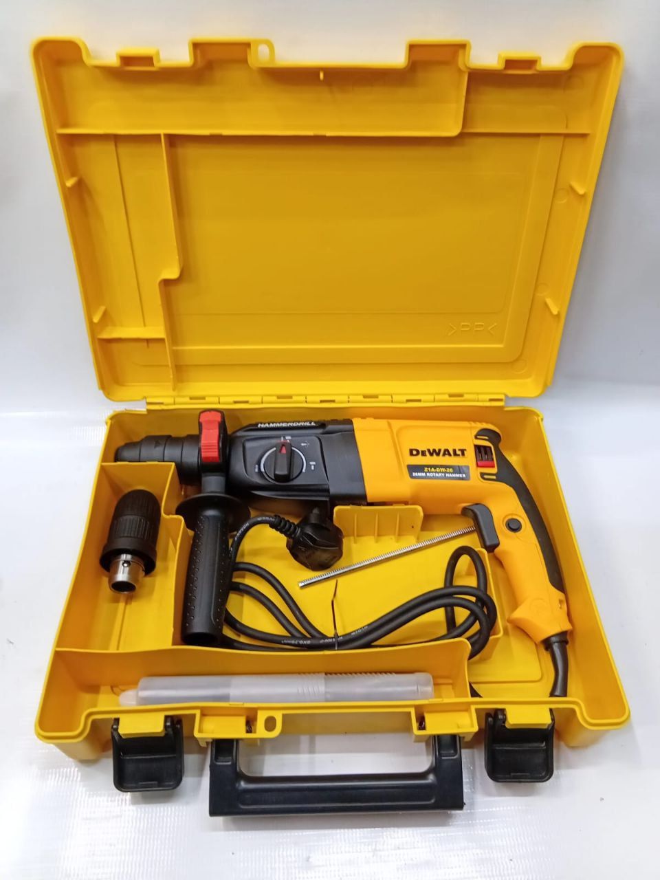 DEWALT rotary hammer drill